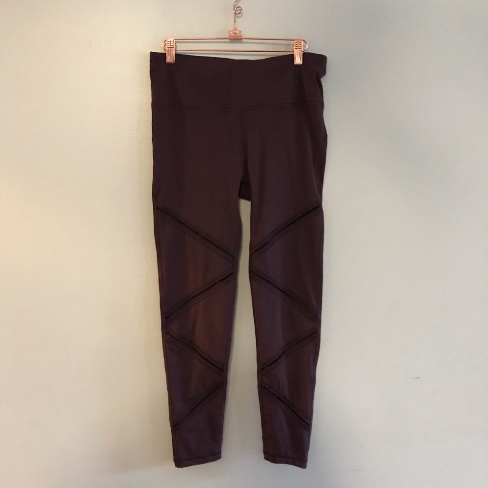 Kittenish Plum FIT(ish) Zig Zag Leggings - Picture 1 of 3